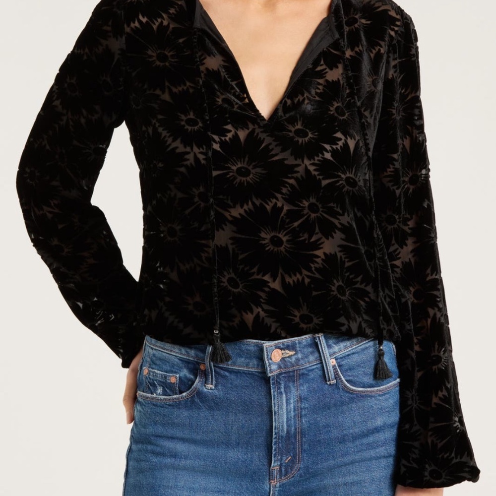 NWT Paige Selmah Burnout Velvet Top